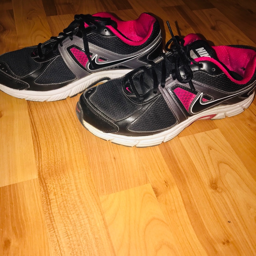 Nike shoes